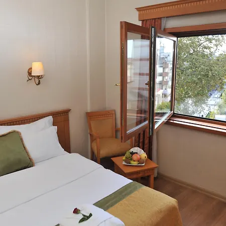 Usta Park Otel 4*