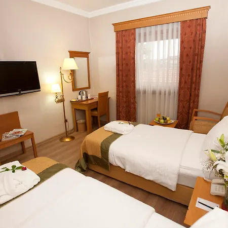 尤斯塔公园酒店