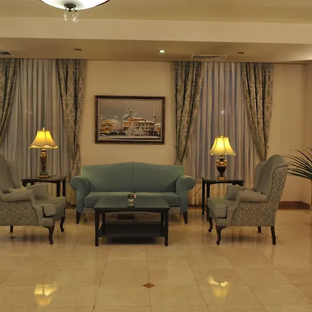 尤斯塔公园酒店