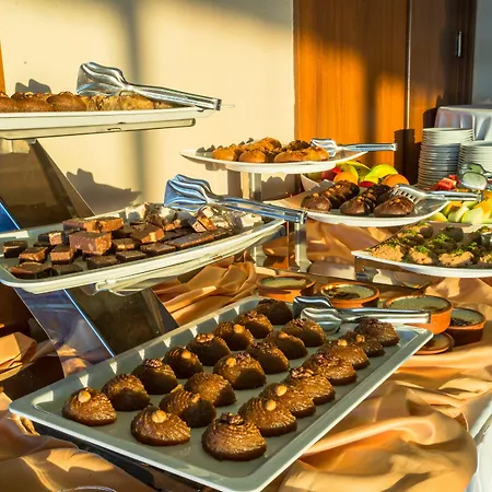 尤斯塔公园酒店