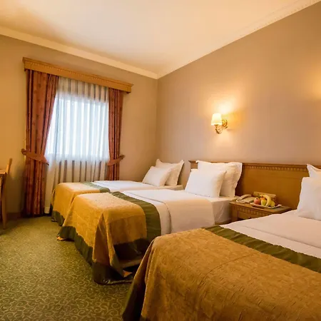 Usta Park Otel