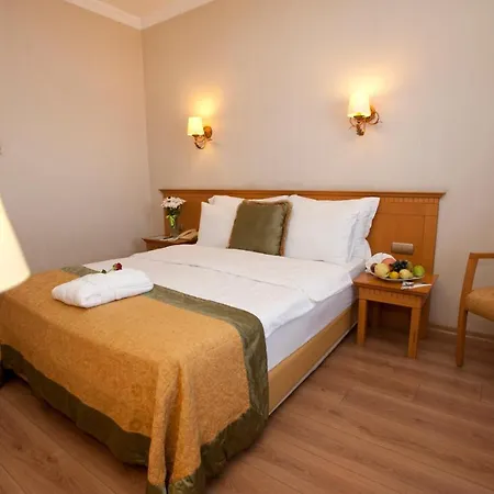Usta Park Otel