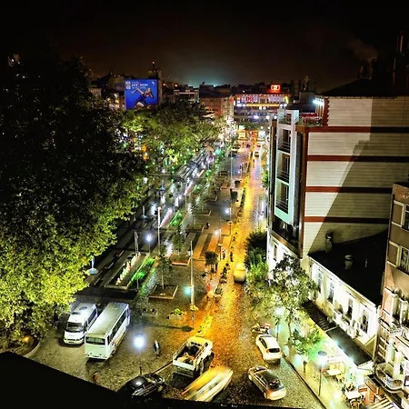 Usta Park ホテル 4*