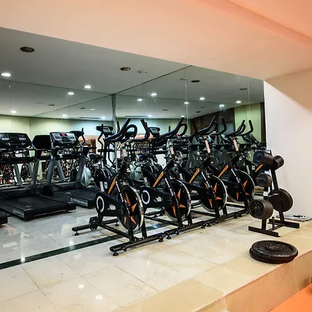 Usta Park Hotel