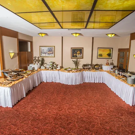 Hotel Usta Park