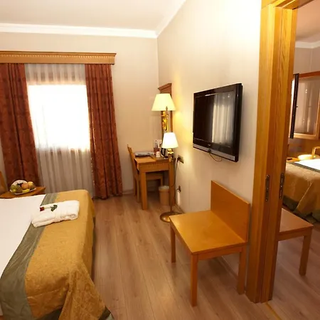 Usta Park Otel 4*